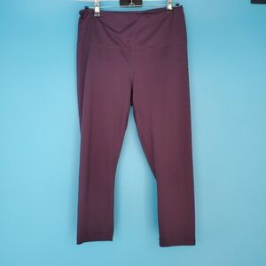 Velocity Leggings Size Large Eggplant Cropped